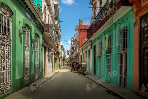 Preview: Old Havana downtown Street - Havana, Cuba