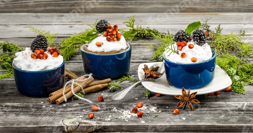 Preview: beautiful Christmas cupcake with cream