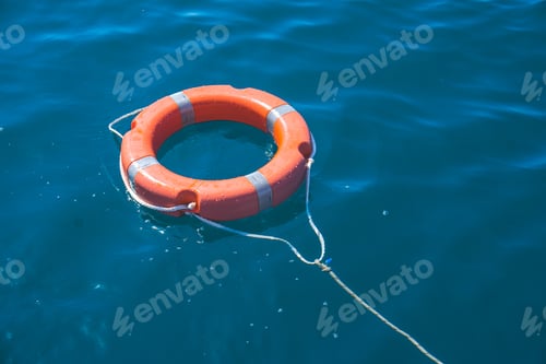 Preview: Floating life buoy minimal shot