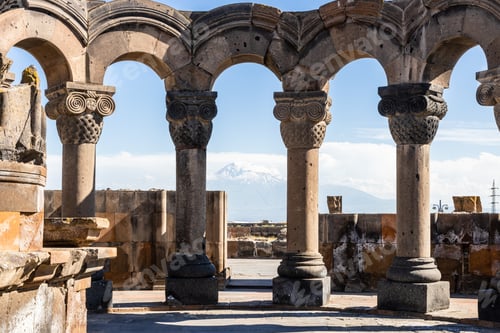 Preview: colonnade in Zvartnots Cathedral and mountain