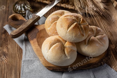 Preview: Fresh bread for breakfast.