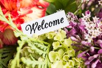 Preview: Welcome Card in Floral Arrangement of Colorful Blossoms