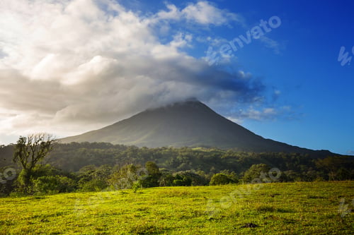 Preview: Arenal volcano