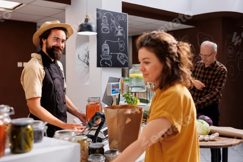 Preview: Zero waste store retailer weights food