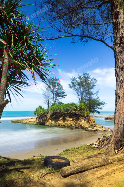 Preview: the natural beauty of Indonesia, the beautiful expanse of the Indian Ocean, the beautiful morning