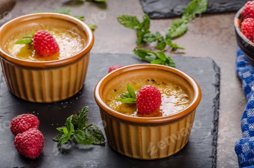 Preview: Delicious creme brulee