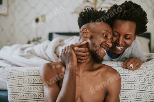 Preview: Black couple in bed