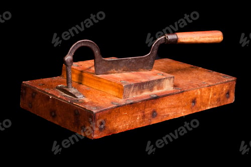 Preview: Antique tobacco leaves chopper