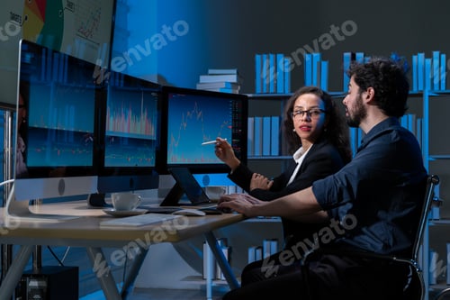 Preview: business men and women who are working hard Working late into the night