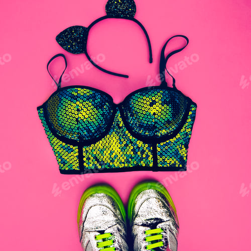 Preview: Stylish accessories glamorous lady. Set to the party. fashion sn