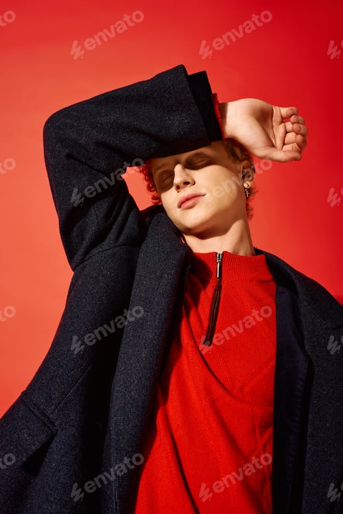 Preview: Stylish holiday fashion for men embracing festive vibes in Christmas 2025