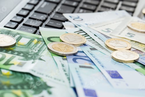 Preview: Electronic device and money