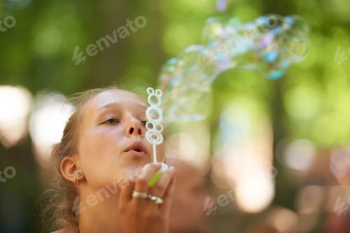Preview: Everyone loves bubbles