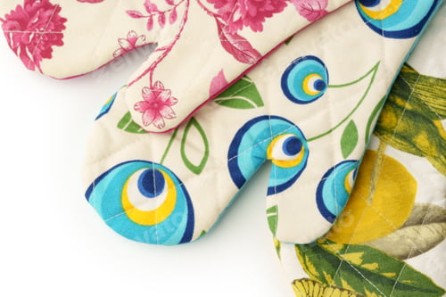 Preview: Colorful Printed Oven Mitts Isolated on White Background