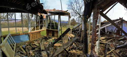 Preview: Old ruined house in a rural area