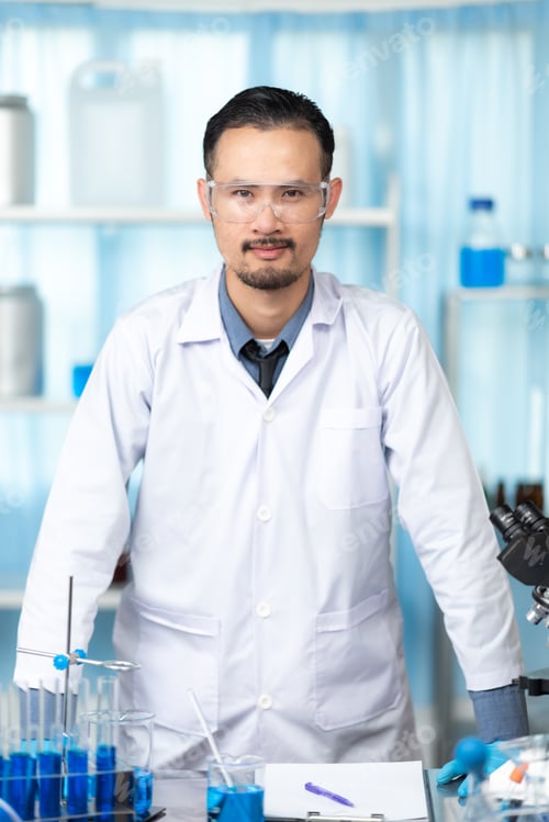 Preview: Portrait of a scientist in a chemical laboratory