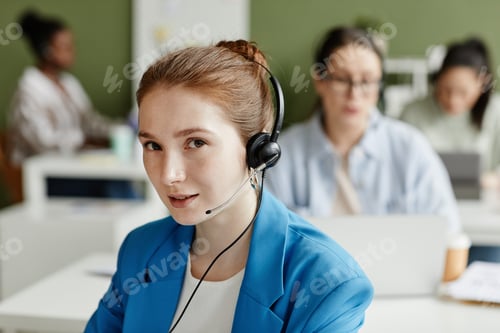 Preview: Call center operator in headphones