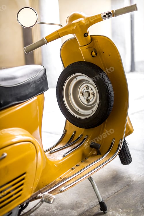 Preview: Vintage scooter