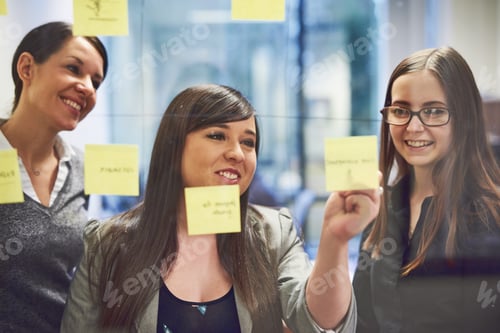Preview: Great ideas makes them happy