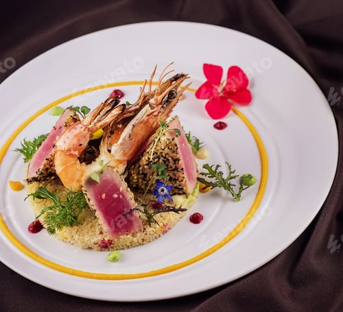 Preview: Tuna fish tataki with shrimp and couscous