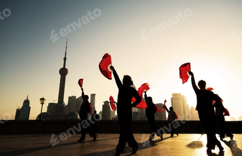 Preview: Traditional Chinese Dance with Fans