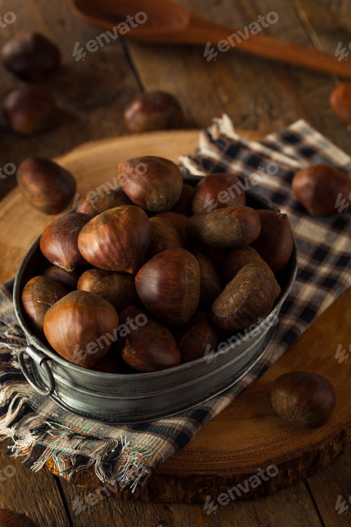 Preview: Raw Brown Organic Italian Chestnuts
