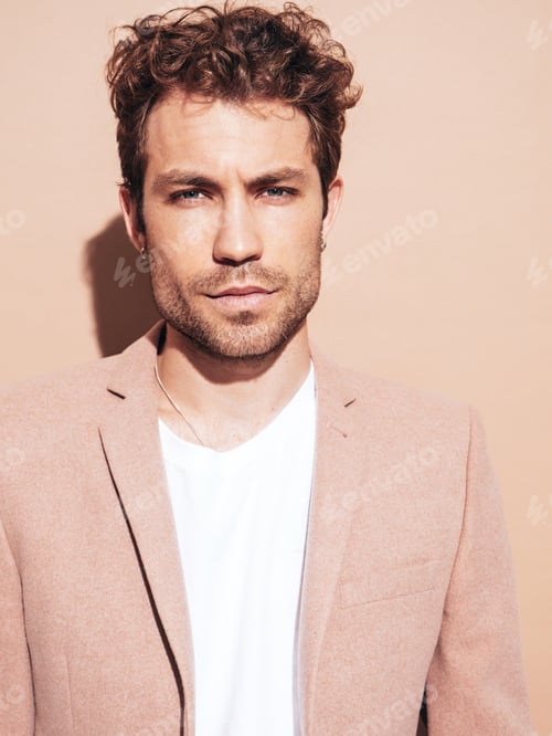 Preview: Handsome stylish man posing in studio