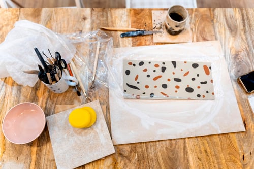 Preview: Ceramic works. Ceramic workshop work table.