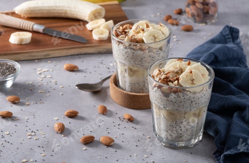 Preview: Overnight oats in glasses