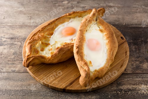 Preview: Traditional Adjarian Georgian khachapuri with cheese