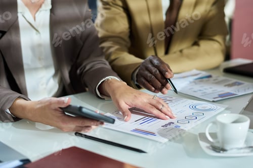 Preview: Studying financial data at meeting