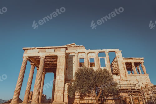Preview: Majestic Parthenon in Athens, Greece