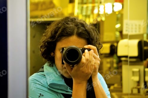 Preview: Taking Pictures - Selfportrait