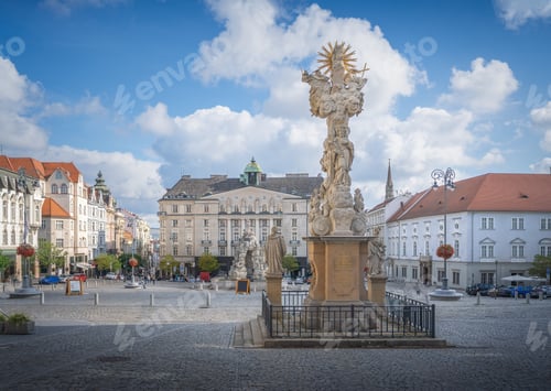 Preview: Cabbage Market Square (Zelny trh) and Holy Trinity Column - Brno, Czech Republic