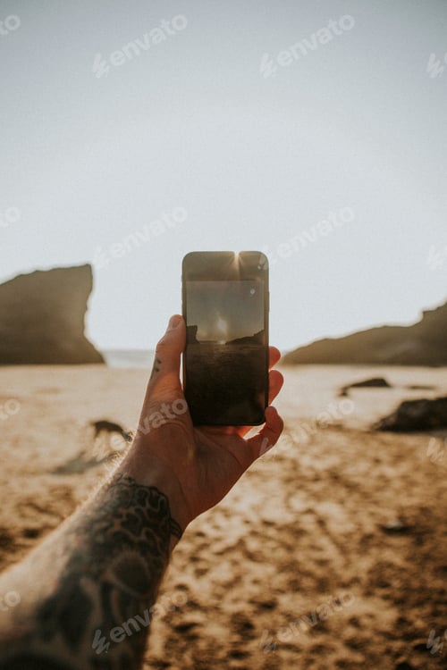 Preview: Taking photos of the sea