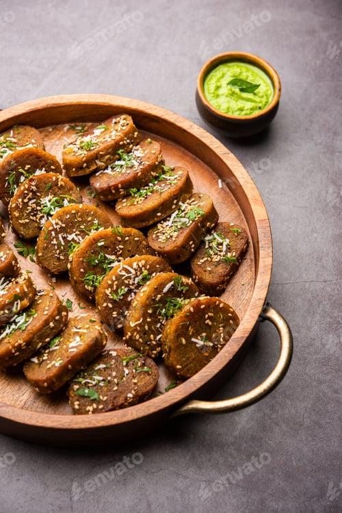 Preview: Gujarati snack muthiya or muthia
