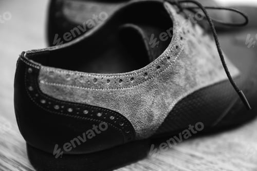 Preview: Tango shoes