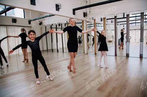 Preview: Choreography class
