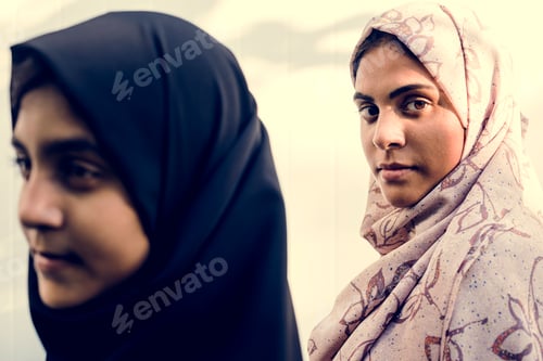 Preview: A group of young Muslim women