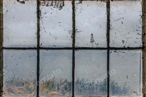 Preview: Old window pane with vintage syle and texture with San Francisco Bay in the background