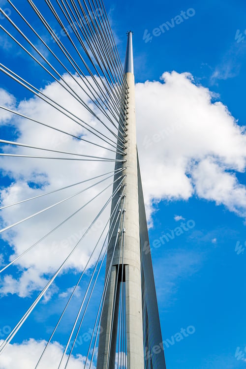 Preview: Cloudscape and the bridge