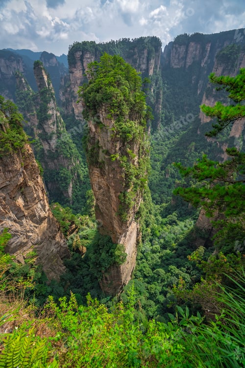 Preview: Heaven Pillar Hallelujah Mountain