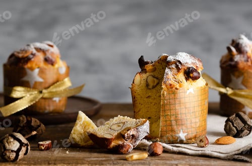 Preview: Panettone on a wooden plate and table.