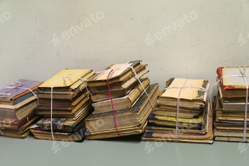 Preview: Old books