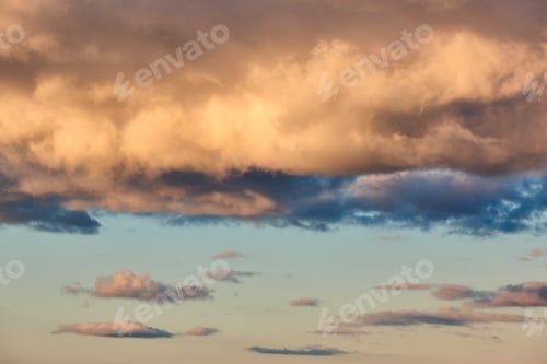 Preview: Cloudy sky. Stormy weather. Meteorology natural cloudscape wallpaper