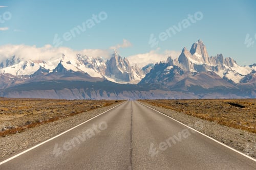 Preview: Long road crossing the border of Utah, USA, and Argentina