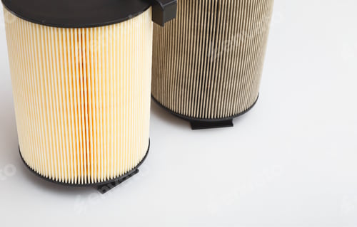 Vista previa: New Clean and Old Dirty Air Filter for a Turbocharged Car Engine.