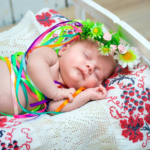 Vista previa: newborn Ukrainian girl