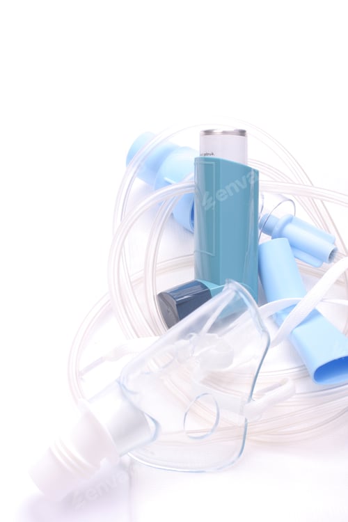 Preview: Asthma inhalers with inhalation mask over white