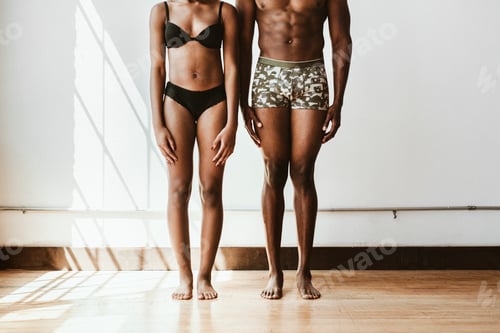 Preview: Seminude black couple